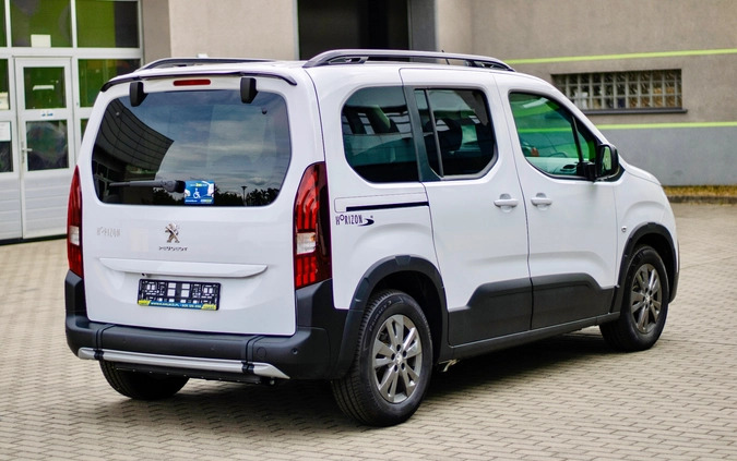Peugeot Rifter cena 197500 przebieg: 10, rok produkcji 2024 z Chociwel małe 529